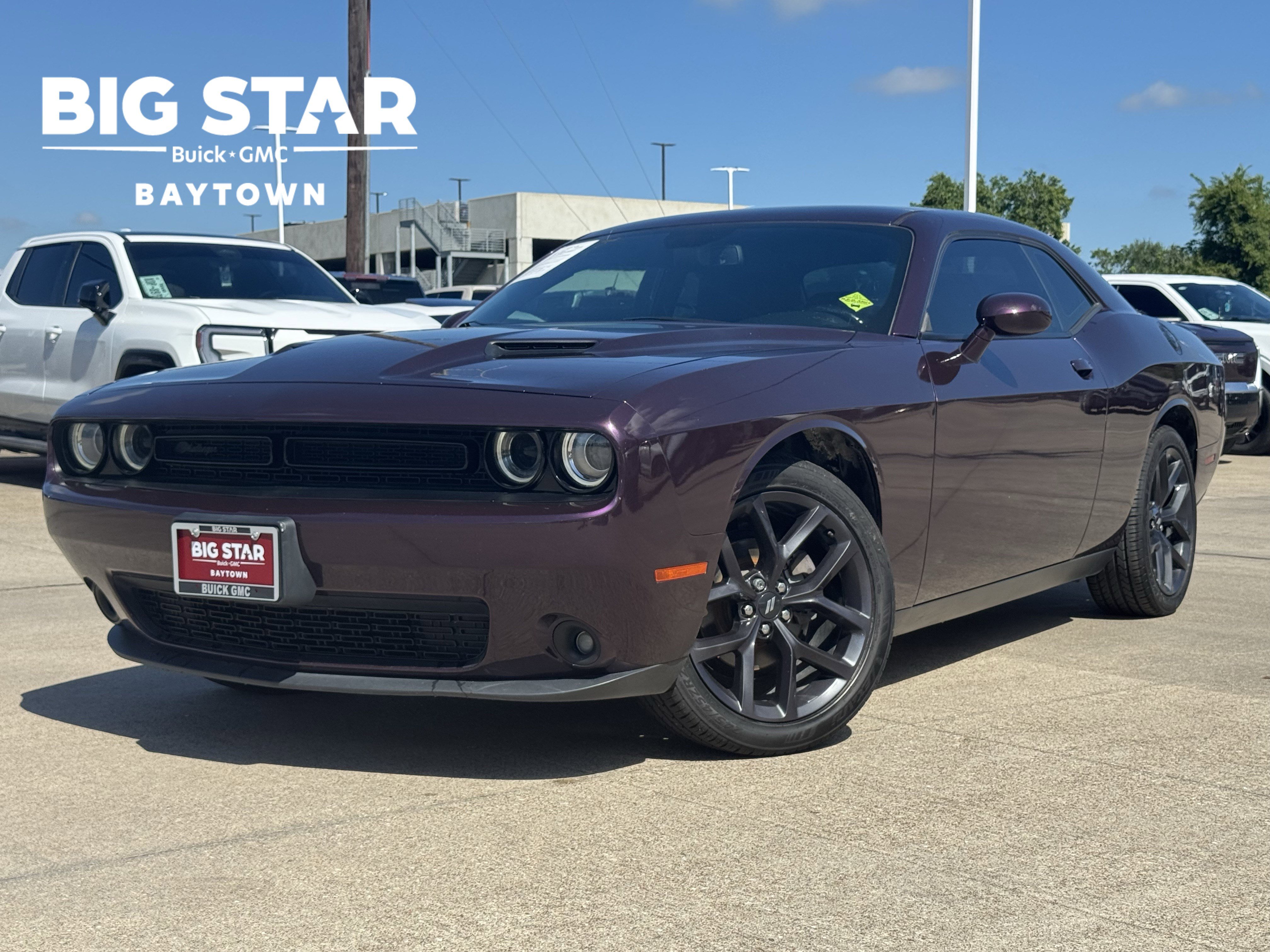 2021 Dodge Challenger SXT Auto's photo