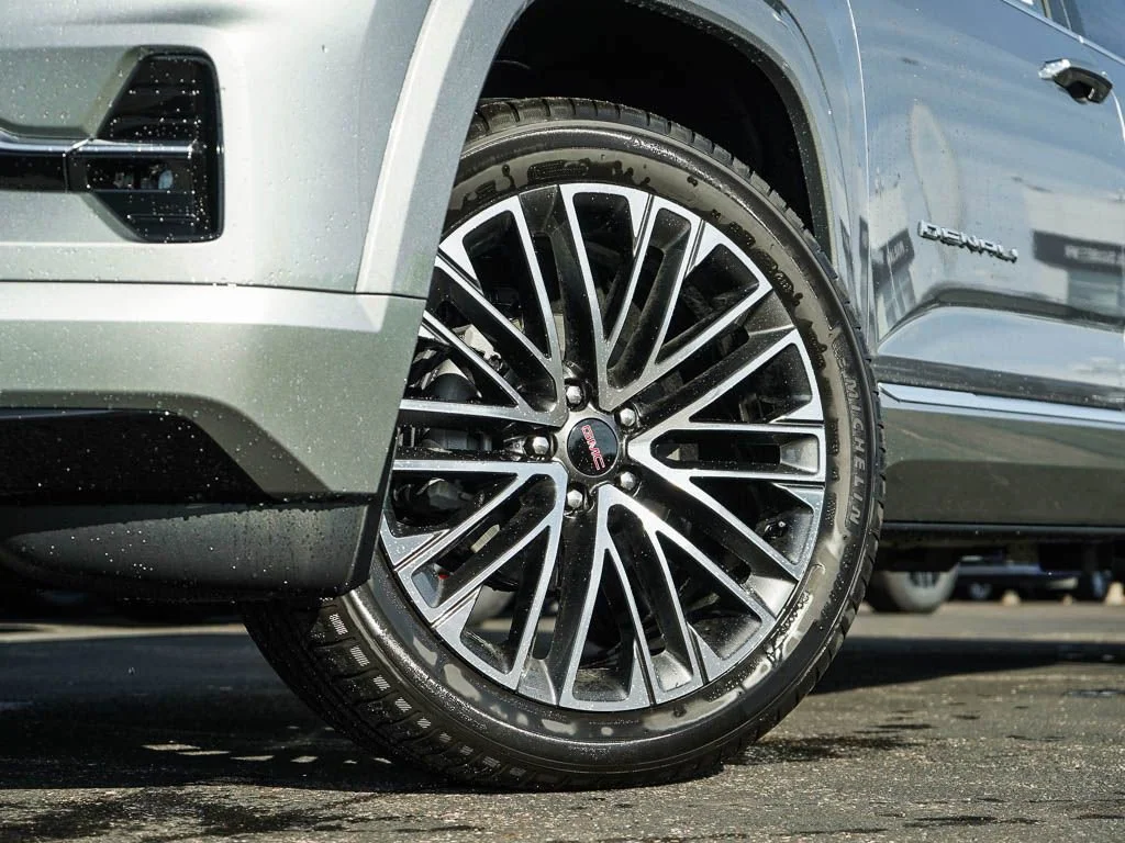 2026 GMC Terrain Denali - Photo 6