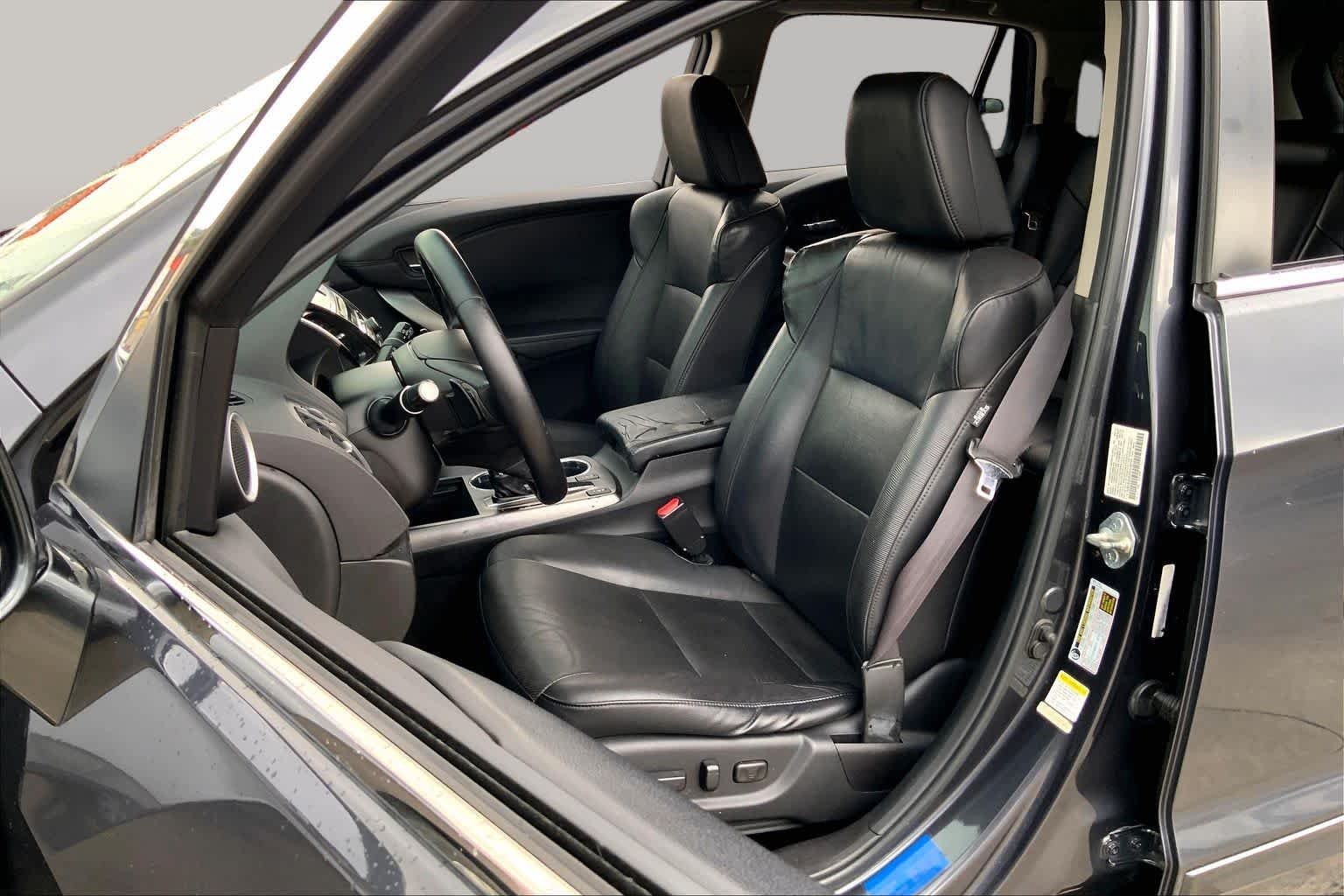 Used 2013 Crystal Black Pearl Acura Tech Pkg image 7