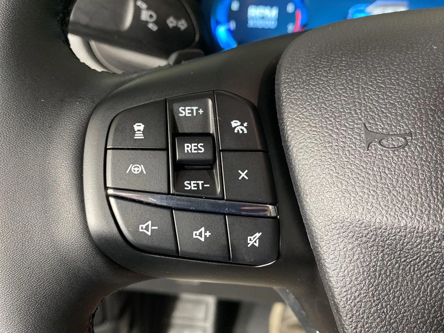 New 2026 Carbonized Gray Metallic Ford Badlands image 12