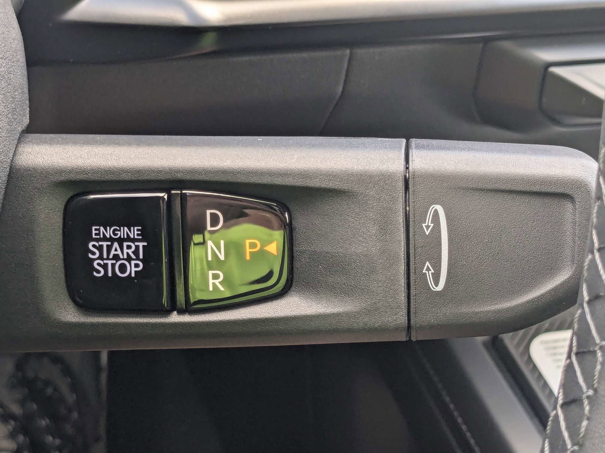 New 2027 Wolf Gray Kia X-LINE SX image 44