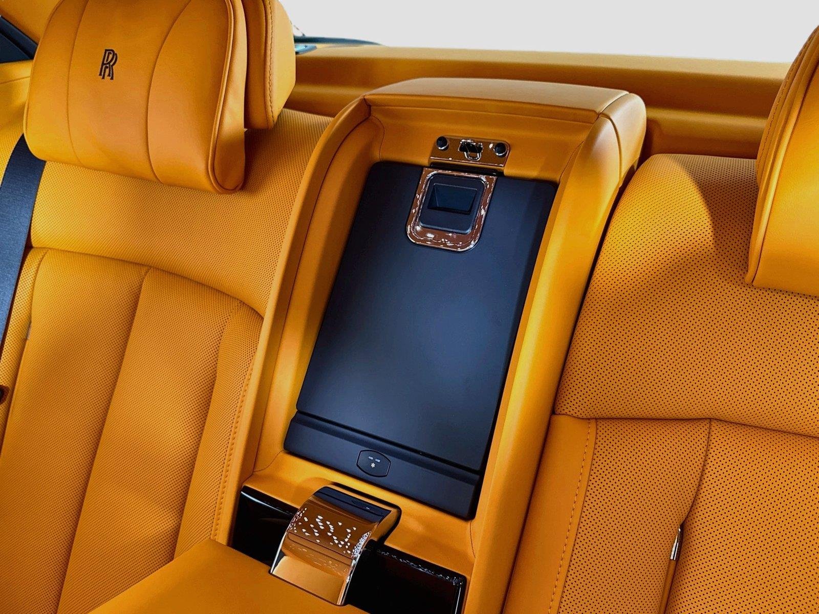 Used 2027 Black Diamond Rolls-Royce Sedan | Full Carbon Mansory Widebody image 26