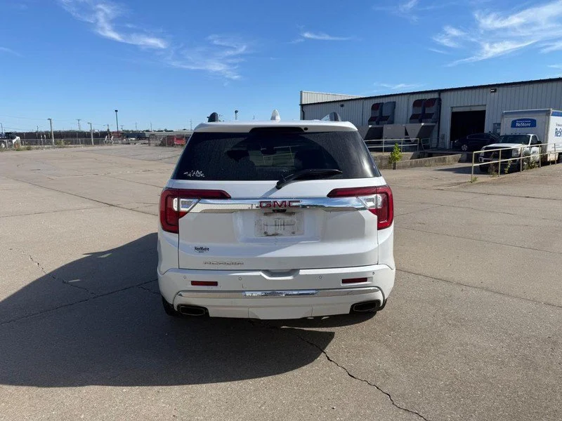 Used 2022 White GMC Denali image 6