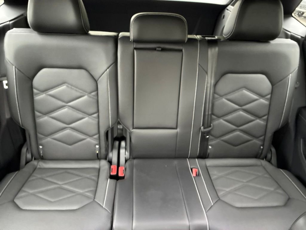 Used 2024  Volkswagen 2.0T SE w/Technology image 56