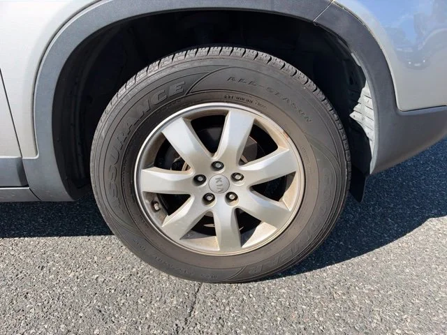 Used 2013 Satin Metal Kia LX image 18