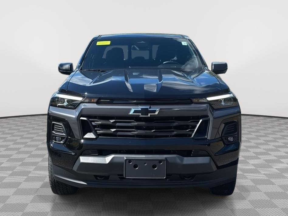 Used 2026 Black Chevrolet 4WD LT image 2