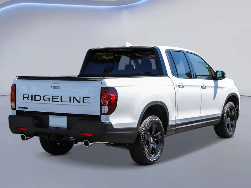 New 2026 Platinum White Pearl Honda Black Edition 3.5 image 4