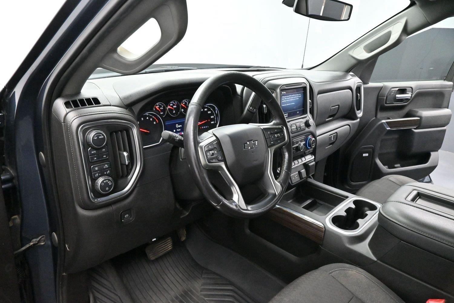 Used 2021 SHADOW GRAY METALLIC Chevrolet RST image 13