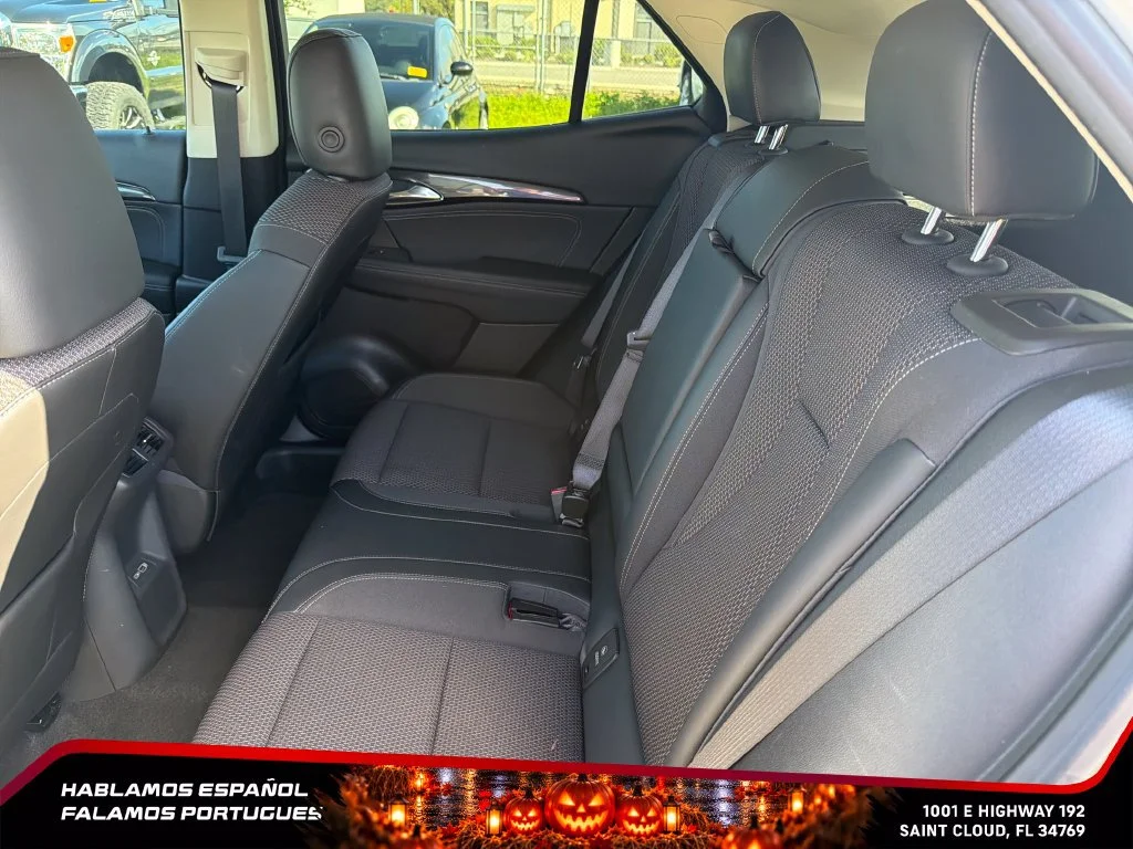 Used 2023 SUMMIT WHITE Buick Preferred image 25