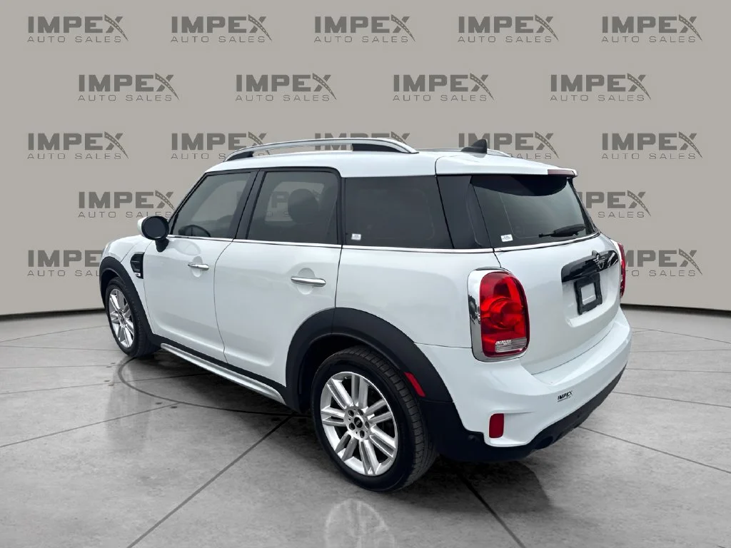 Used 2020 White MINI  image 3