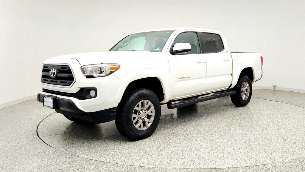 2016 Toyota Tacoma SR5 Double Cab 4x2 V6 Auto Short Bed's photo