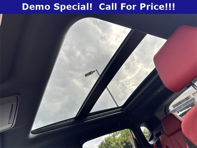 Used 2025 Platinum White Acura w/A-Spec Package image 25