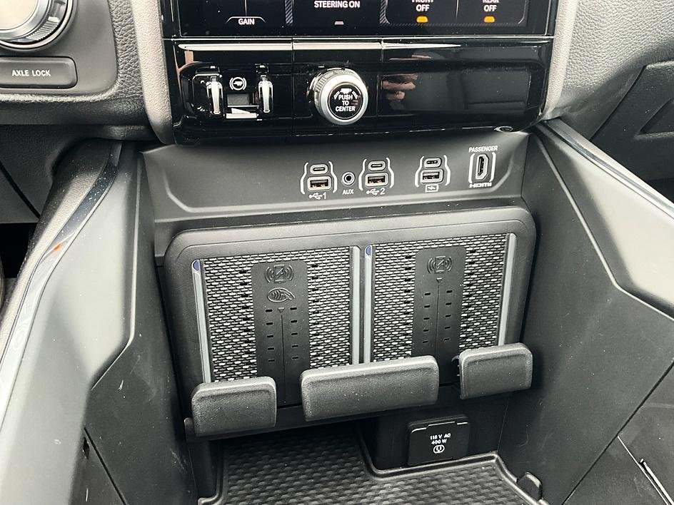 New 2026 Forged Blue Metallic Exterior Paint RAM Laramie image 29
