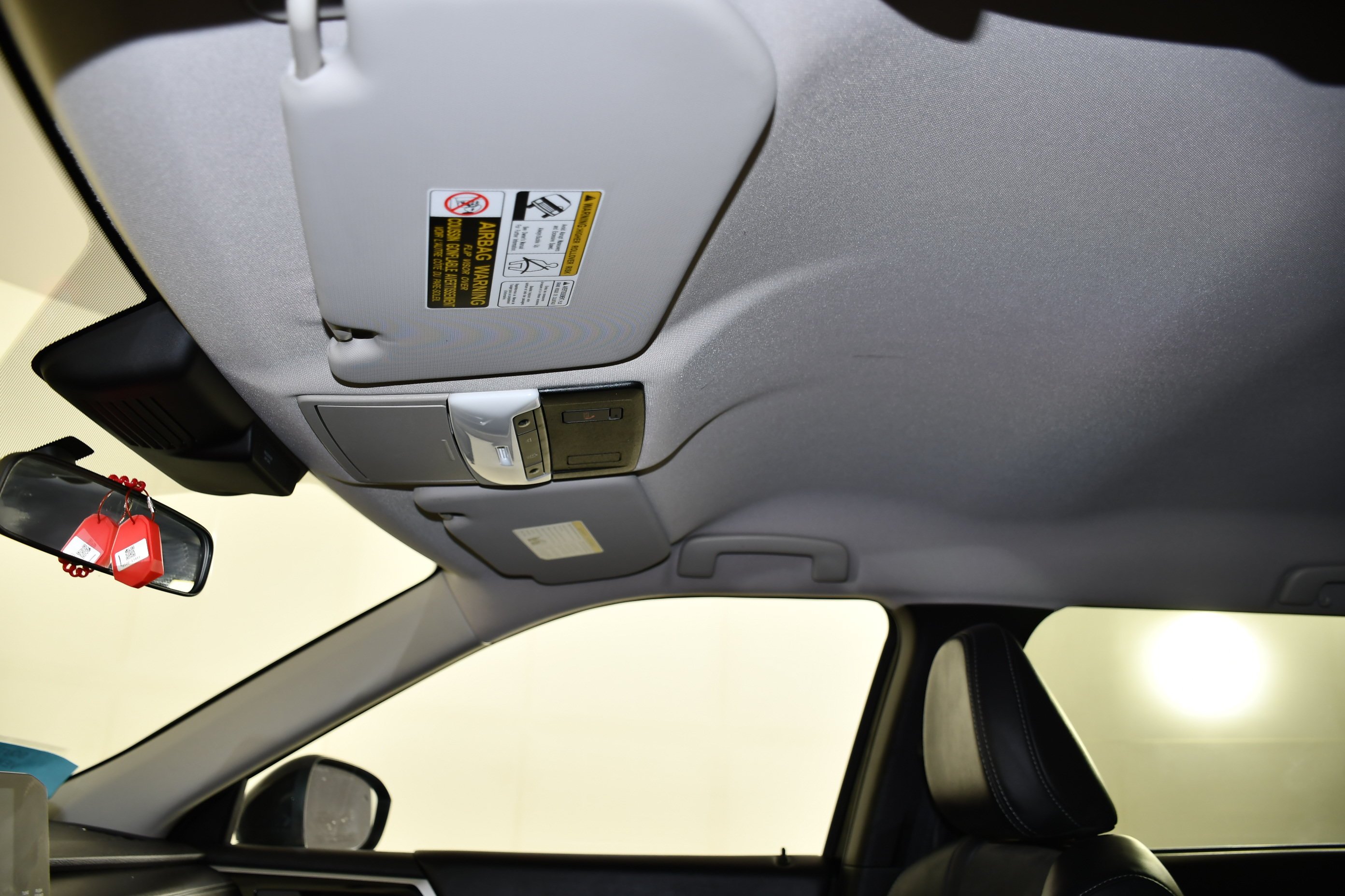 Certified Used 2024 Labrador Black Pearl Mitsubishi SE image 36