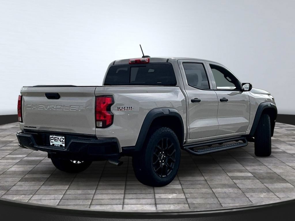 2026 Chevrolet Colorado Trail Boss - Photo 6