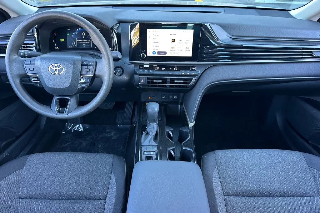 Certified Used 2025  Toyota LE image 13
