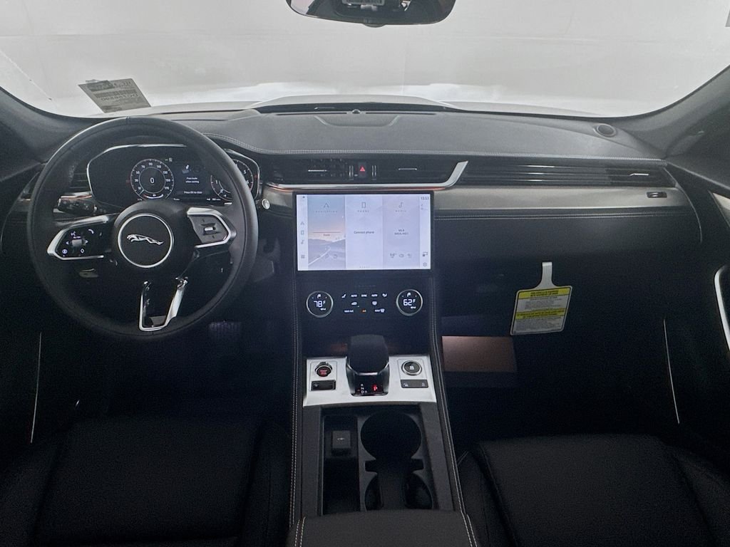 2026 Jaguar F-Pace R-Dynamic S - Photo 22