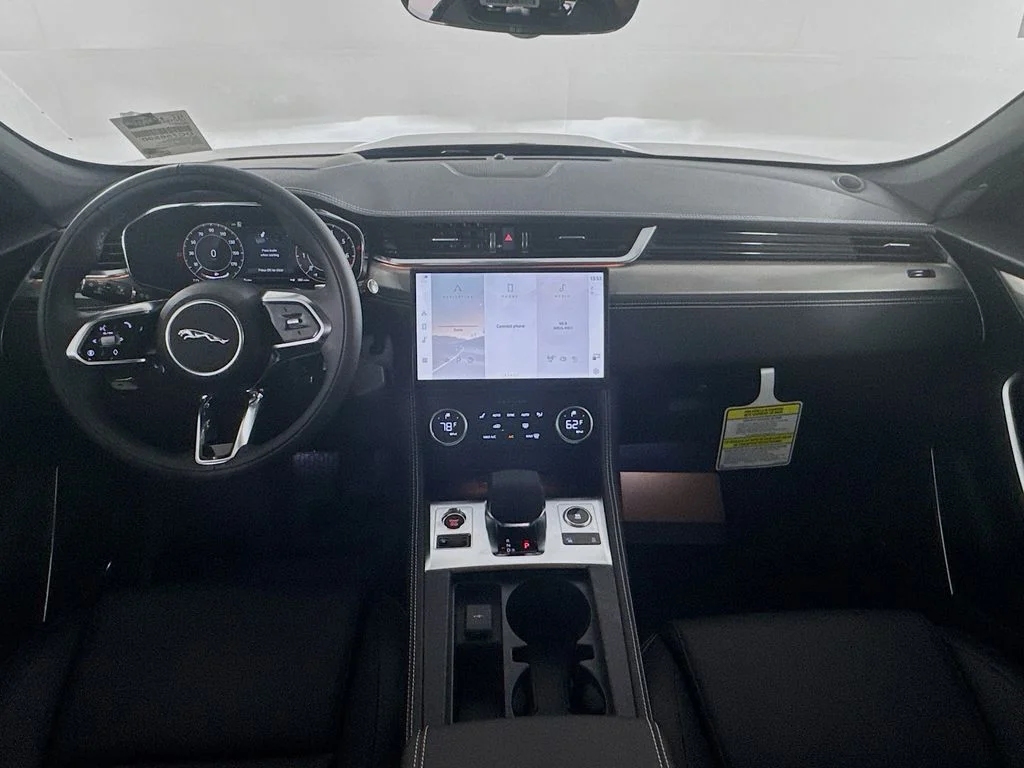 2026 Jaguar F-Pace R-Dynamic S - Photo 22