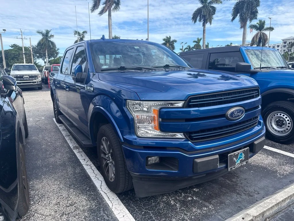 Used 2018 Blue Ford Lariat image 1