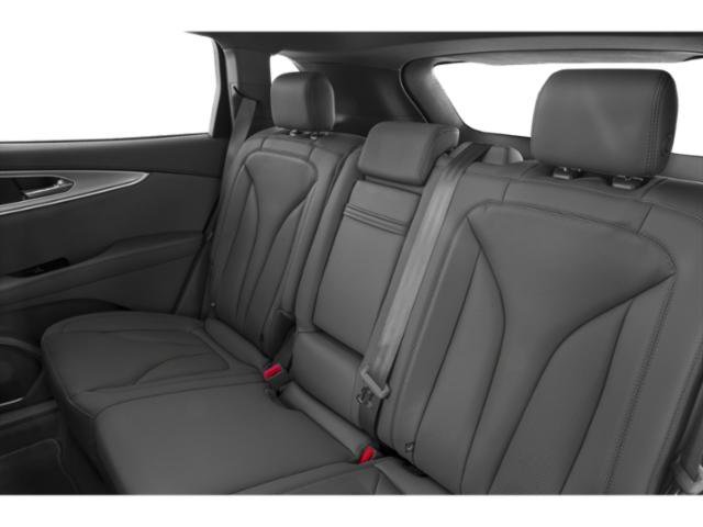 Used 2019 White Platinum Lincoln Reserve image 13