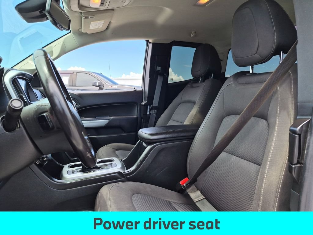Used 2022 White Chevrolet LT image 16