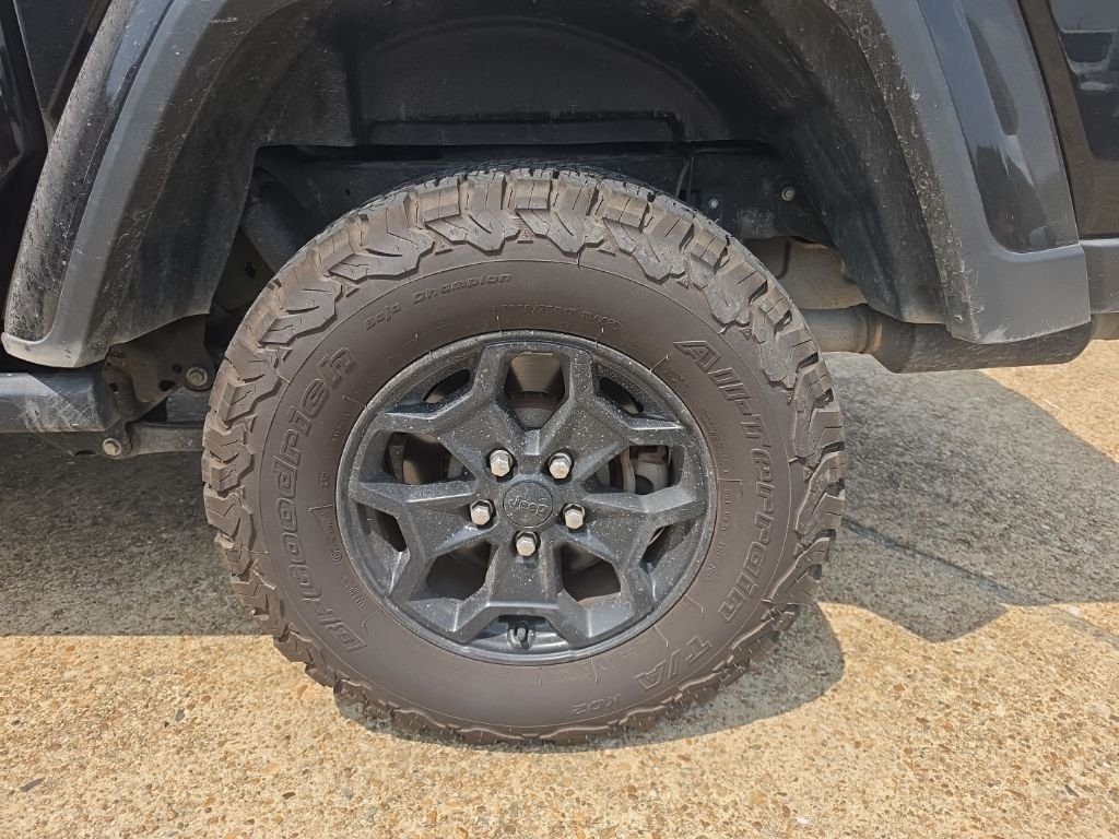 Used 2021 Black Jeep Willys image 14