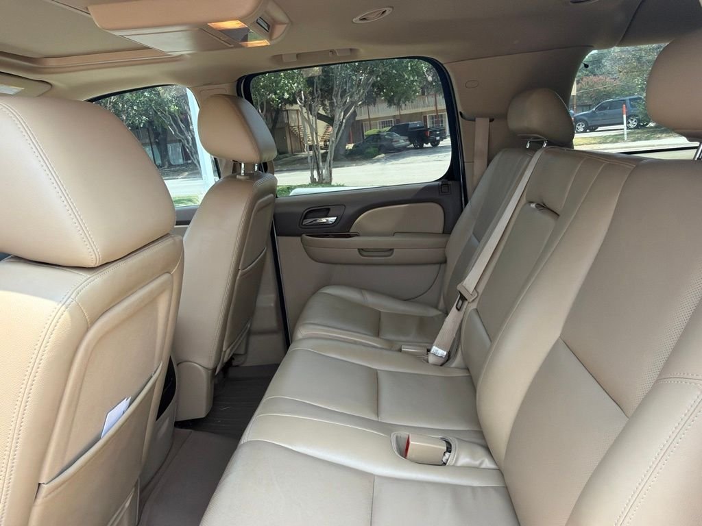 Used 2010 White Chevrolet LTZ image 15