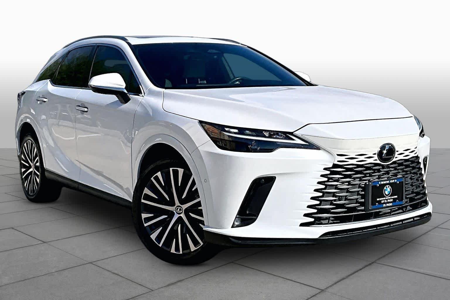 Used 2024 Eminent White Pearl Lexus Premium Plus image 2
