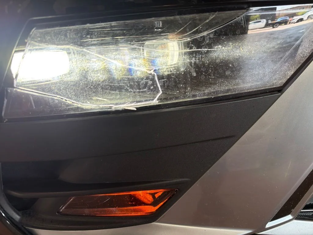 Used 2025 Abyss Black Hyundai SE image 9