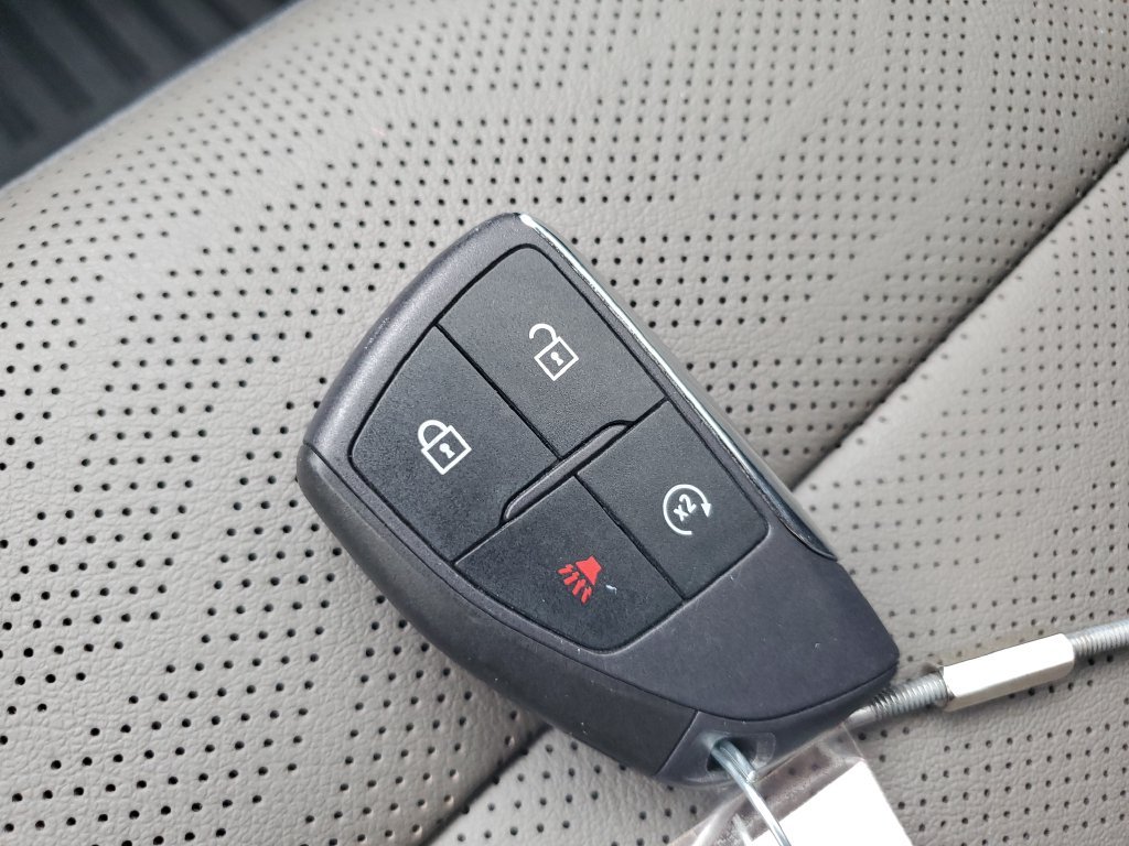 Used 2023 Gray Chevrolet ZR2 image 29
