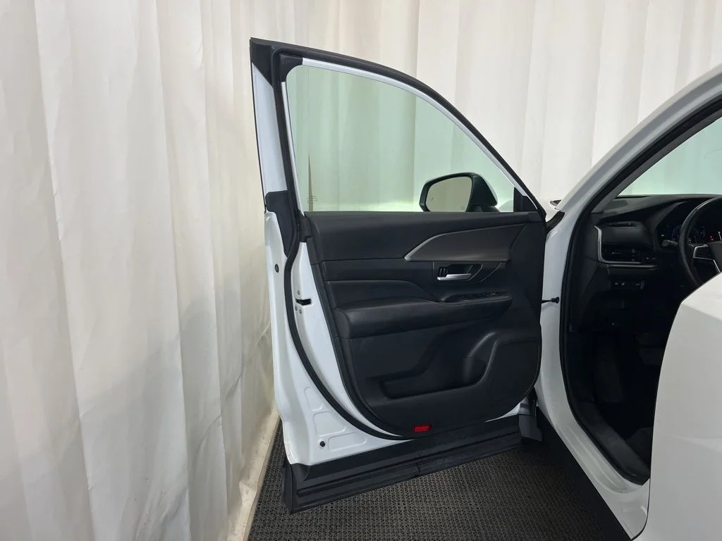 Used 2024 White Toyota XLE image 15