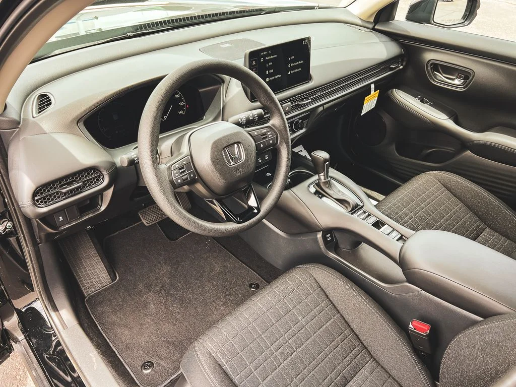2026 Honda HR-V LX - Photo 22