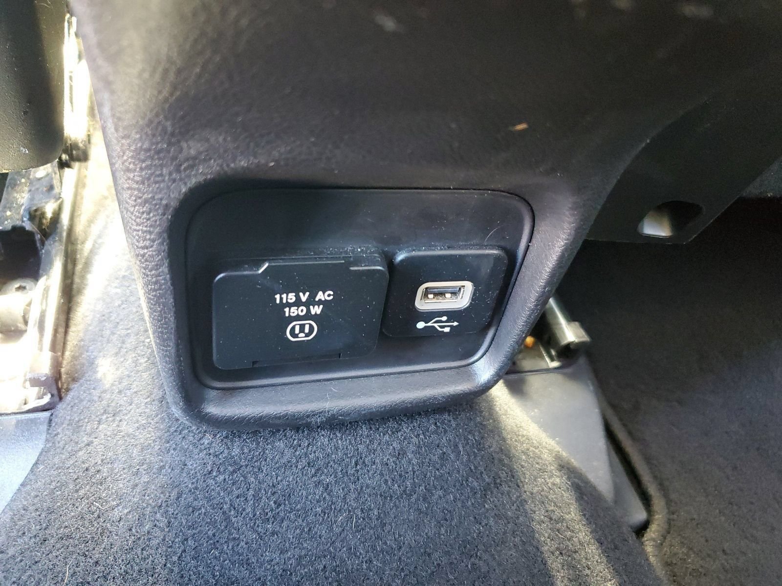 Used 2020 White Jeep Limited image 11