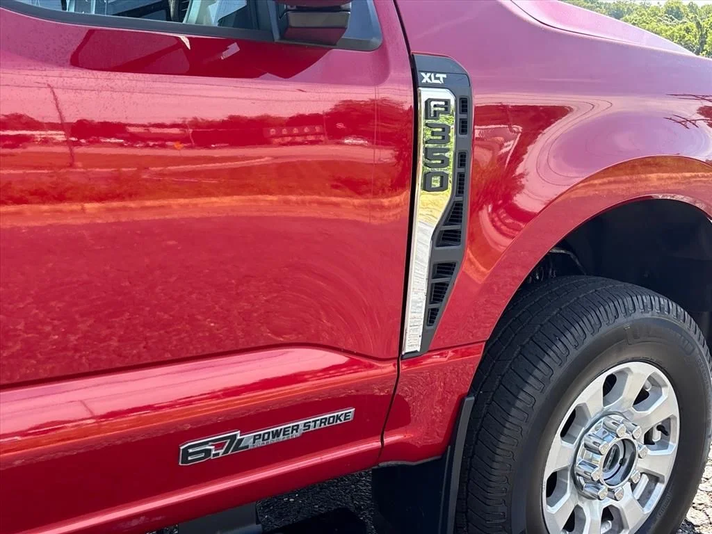 Used 2023 Red Ford XLT image 11