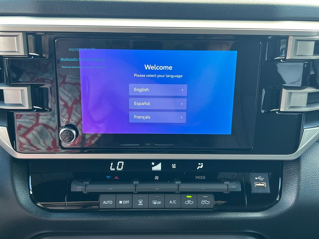 2025 Toyota Tundra SR5 - Photo 28