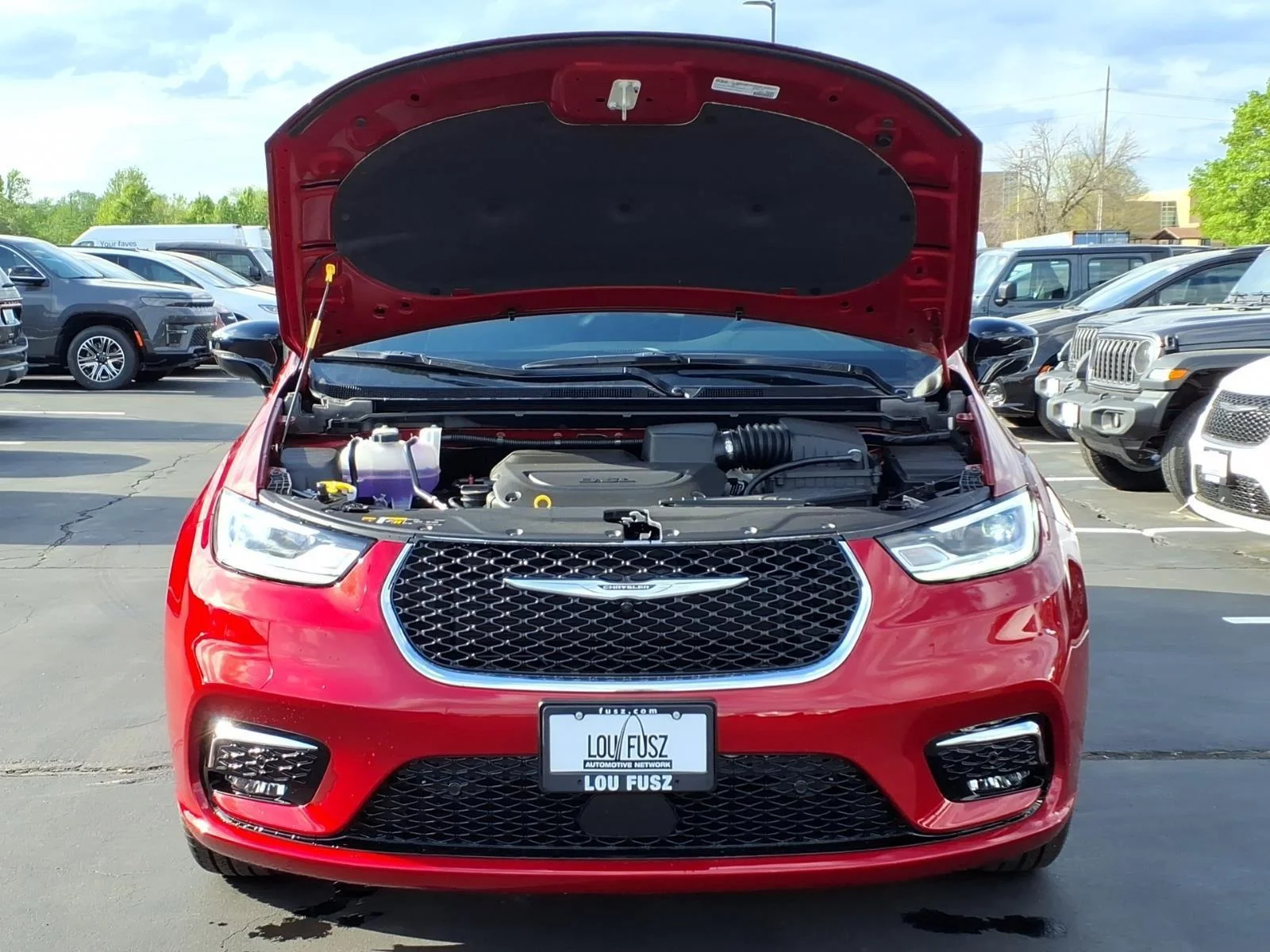 New 2026 Red Hot Pearl-Coat Exterior Paint Chrysler Select image 31