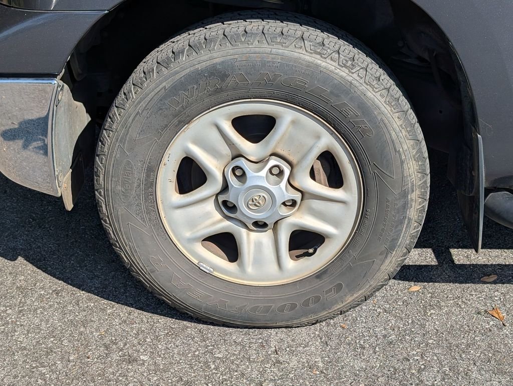 Used 2010  Toyota Grade image 12