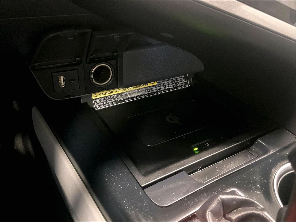 Used 2019 Gray Toyota XLE image 27
