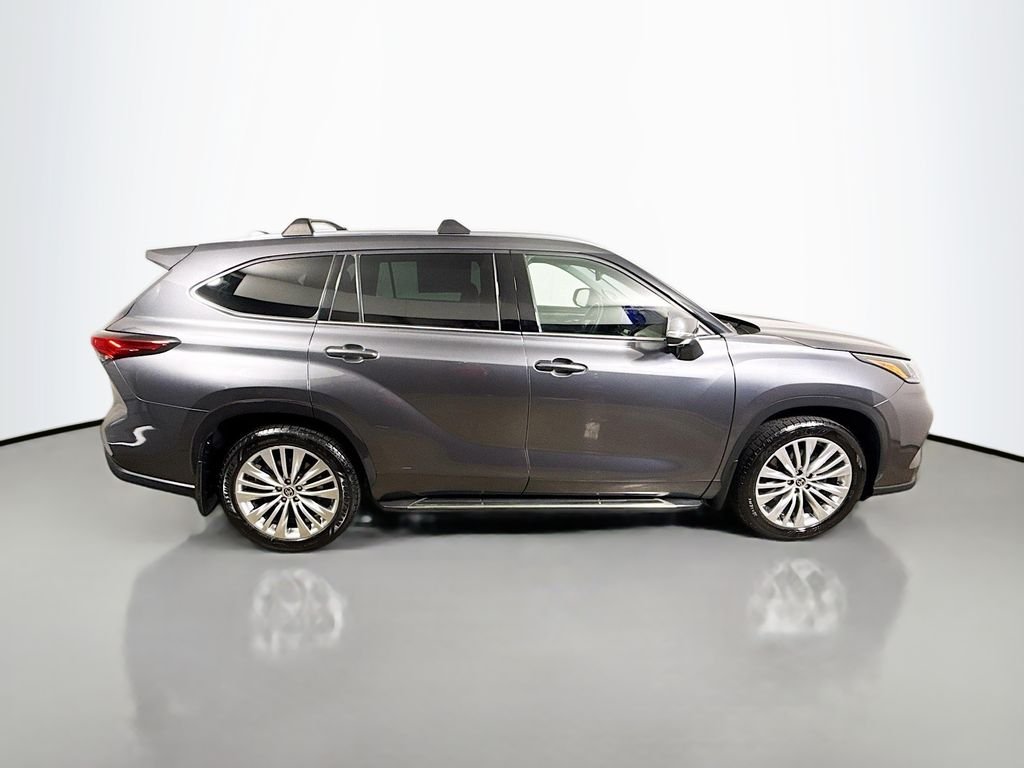 Used 2023 Magnetic Gray Metallic Toyota Platinum image 8