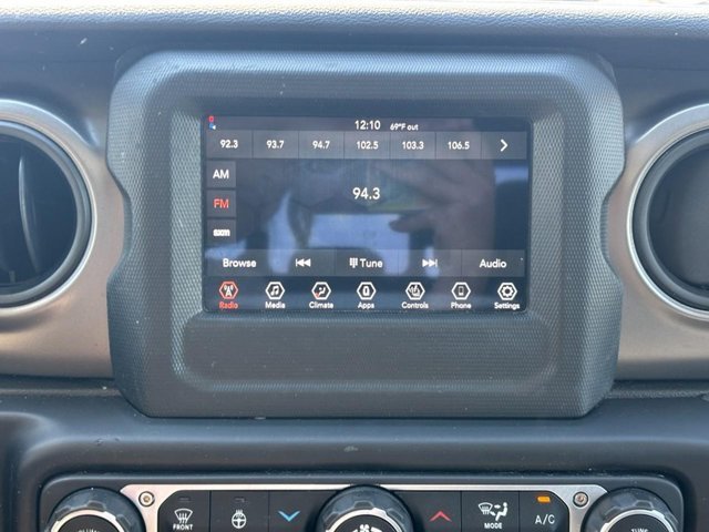 2022 Jeep Gladiator WILLYS - Photo 20