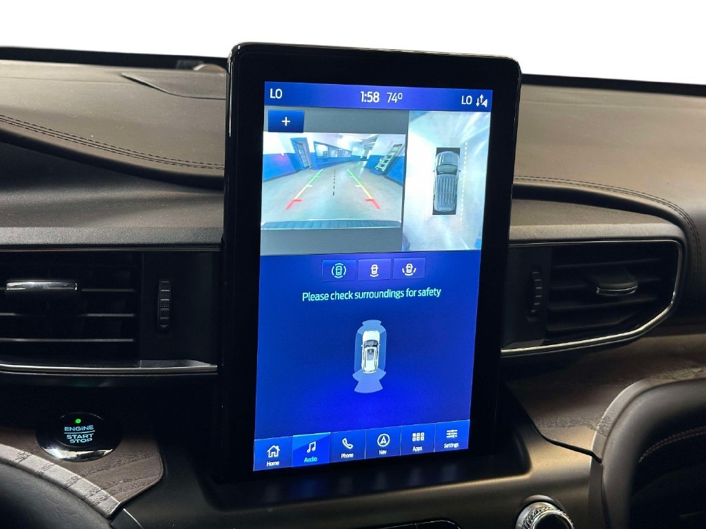 Used 2020 White Ford Platinum image 25