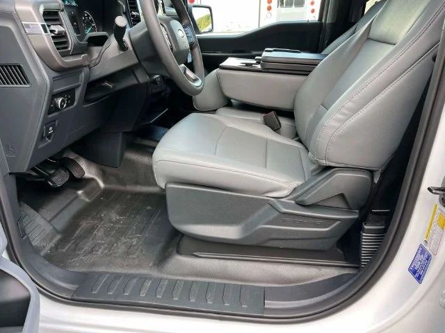 New 2026 Oxford White Ford XL image 21
