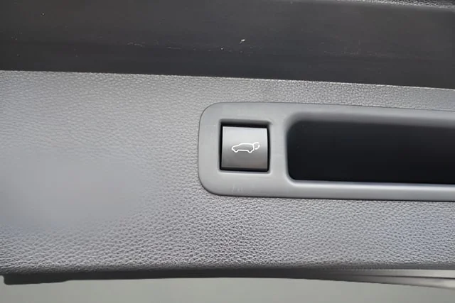 Used 2021 Magnetic Gray Metallic Toyota XLE image 26