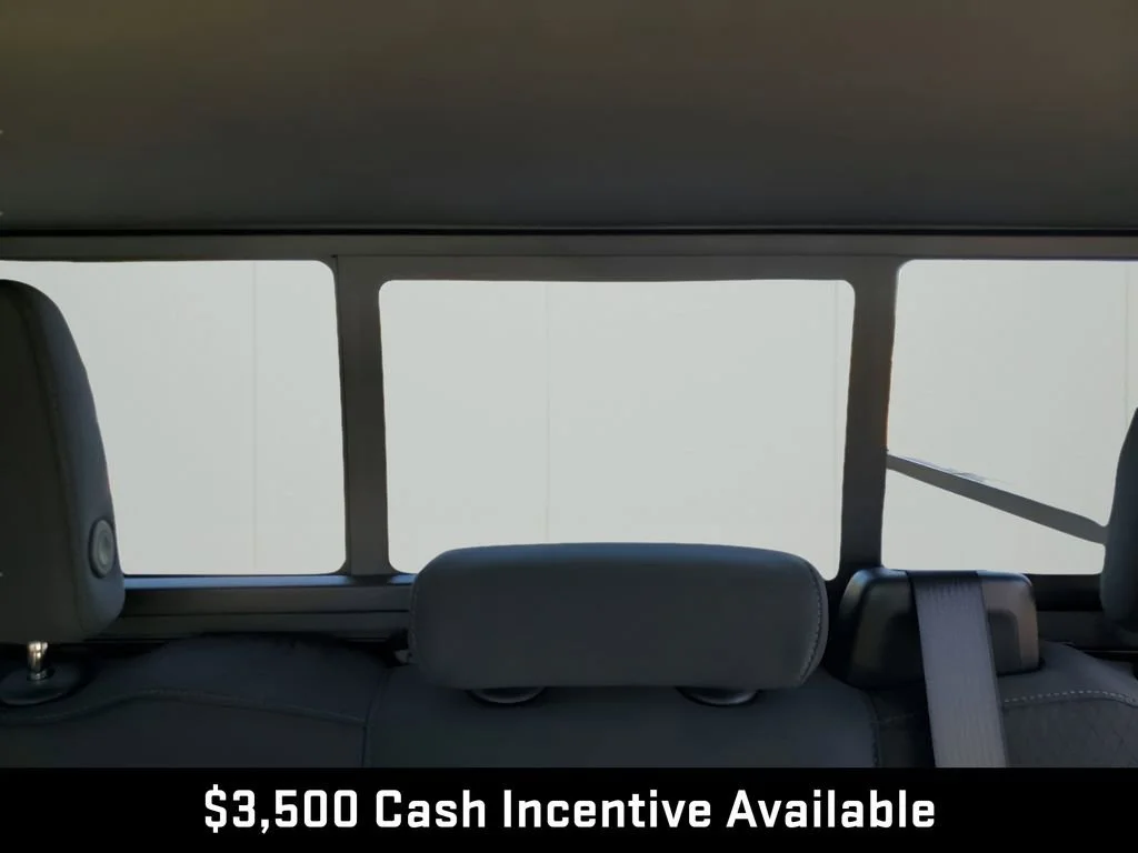 New 2026 Summit White GMC SLE image 27