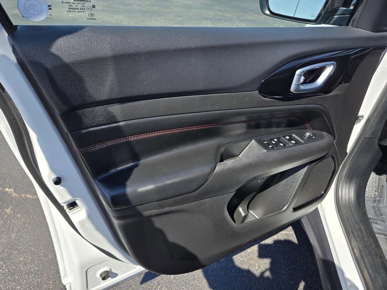 Used 2025 Bright White Clearcoat Jeep Trailhawk image 35