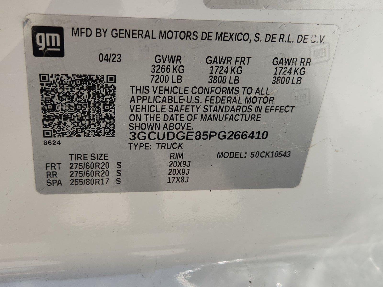 Used 2023 SUMMIT WHITE Chevrolet LTZ image 34