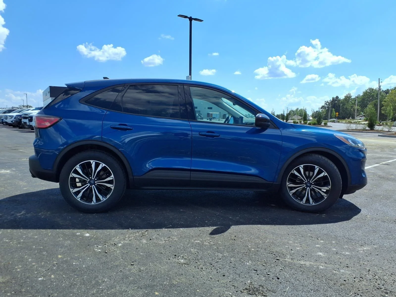 Used 2022 Atlas Blue Ford SE image 30