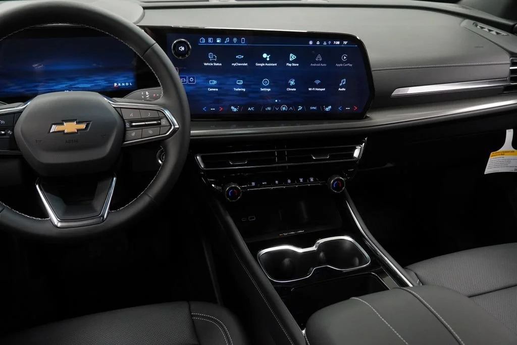 New 2026 Mosaic Black Metallic Chevrolet LT image 14