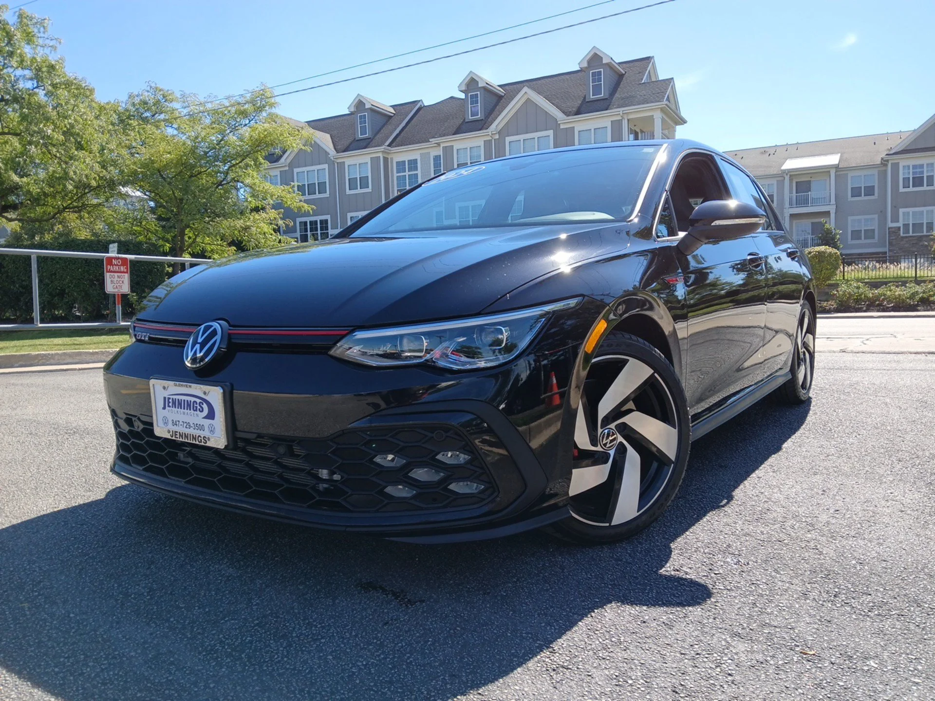 Certified Used 2024 Deep Black Pearl Effect Volkswagen 2.0T S image 28
