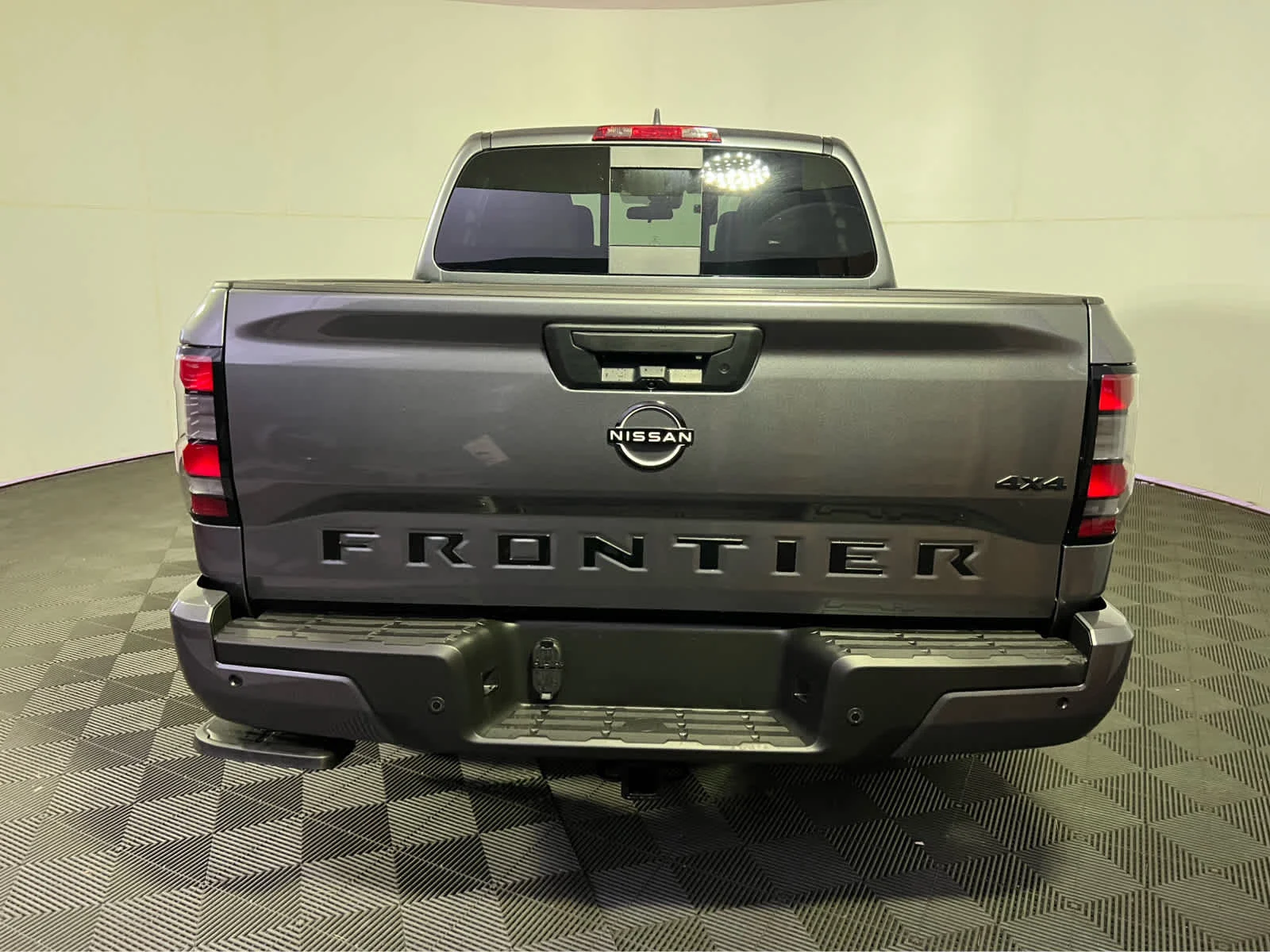 New 2026 Gun Metallic Nissan Crew Cab SV image 6